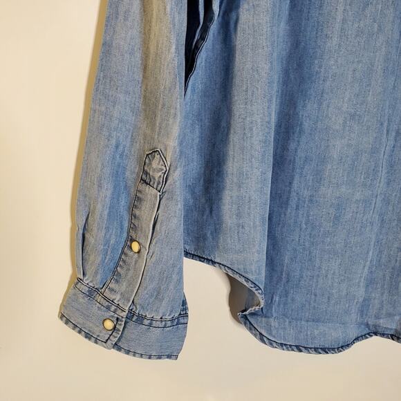 Sundance light blue chambray with pearl snap button up western style  shirt - Picture 6 of 7